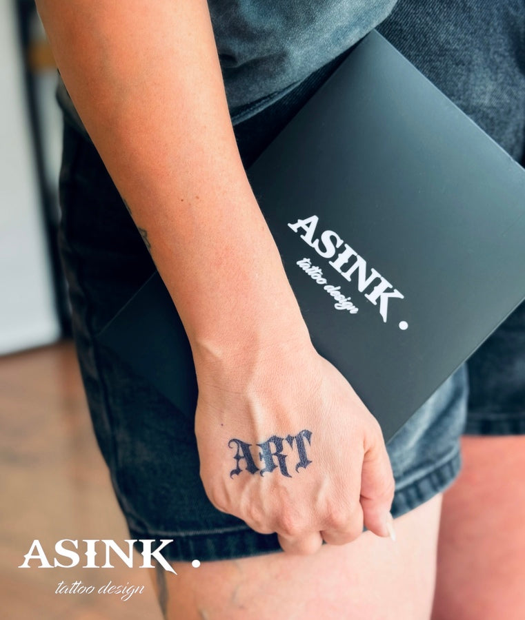 Надпис -Art-широк шрифт