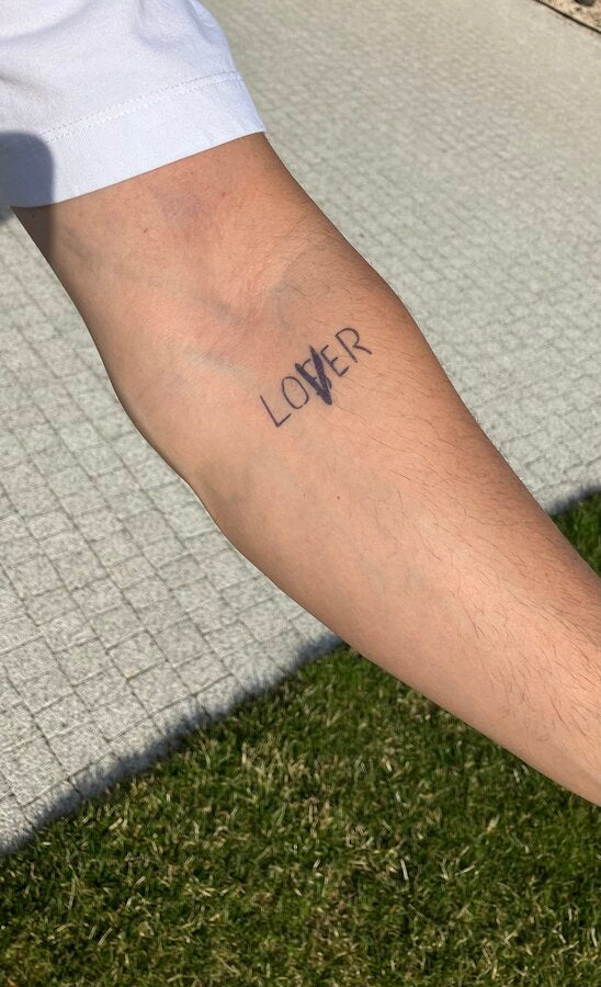 Надпис:Lover