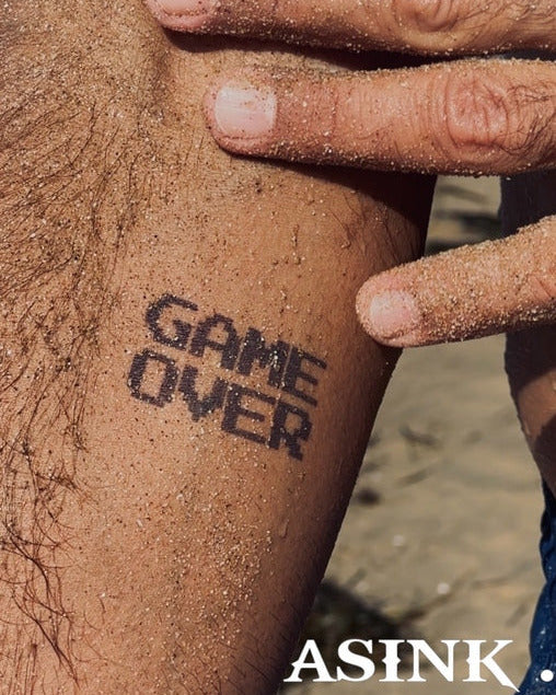 Nápis - game over